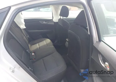 2021 Kia Forte Fe/Lxs из США, поврежденный, VIN 3KPF24AD5ME364571